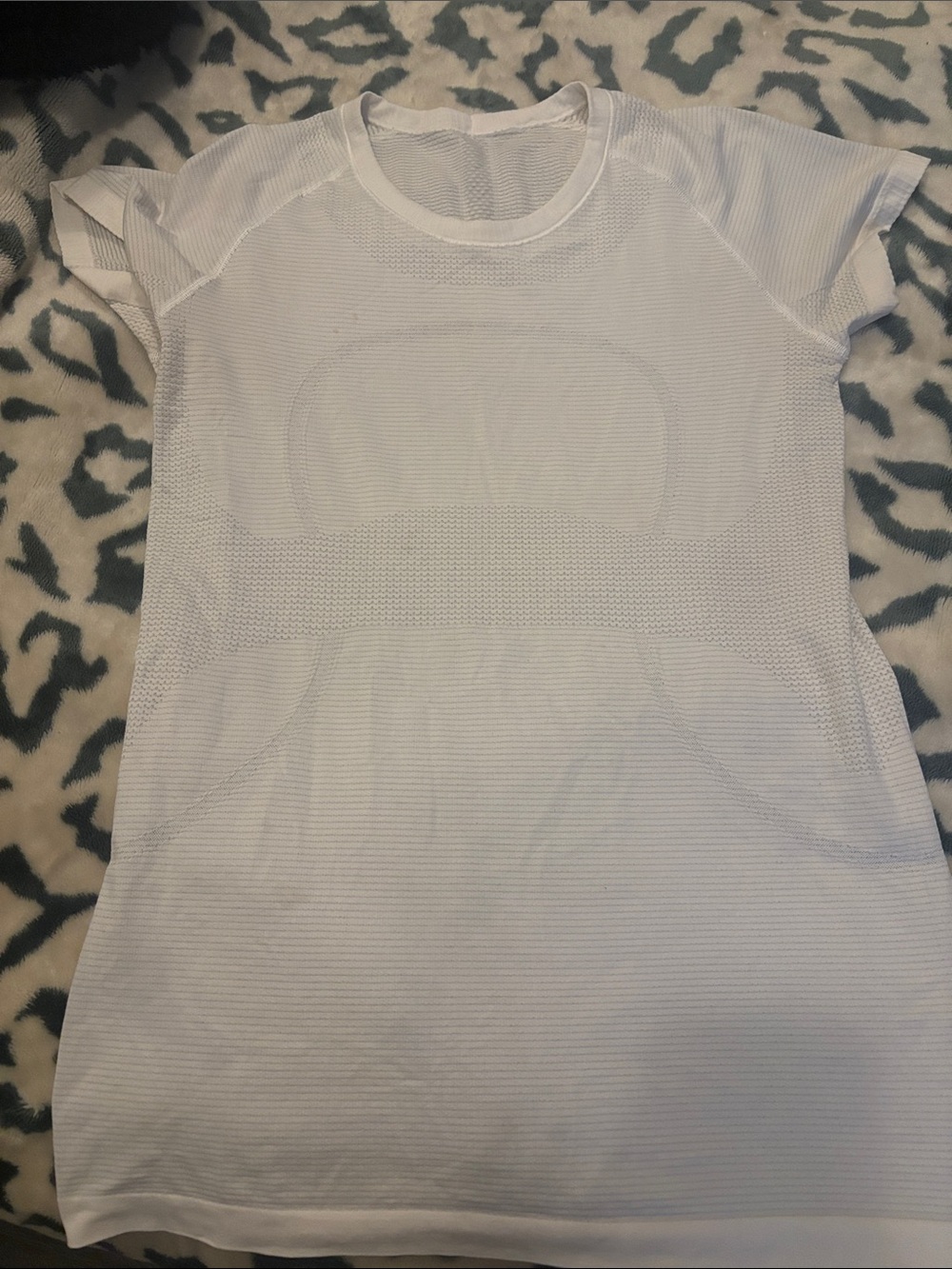 Lulu swiftly tee